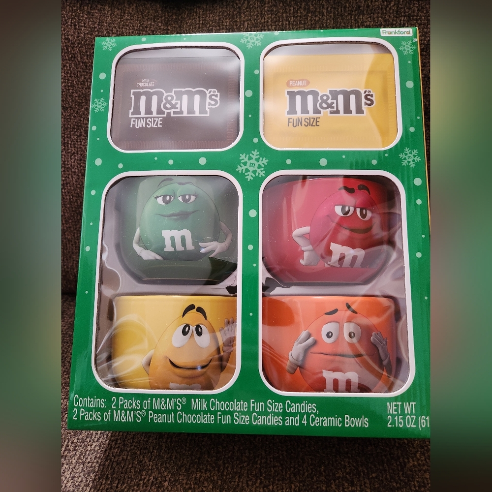 M&M's Ceramic Bowls Set Of 4 New